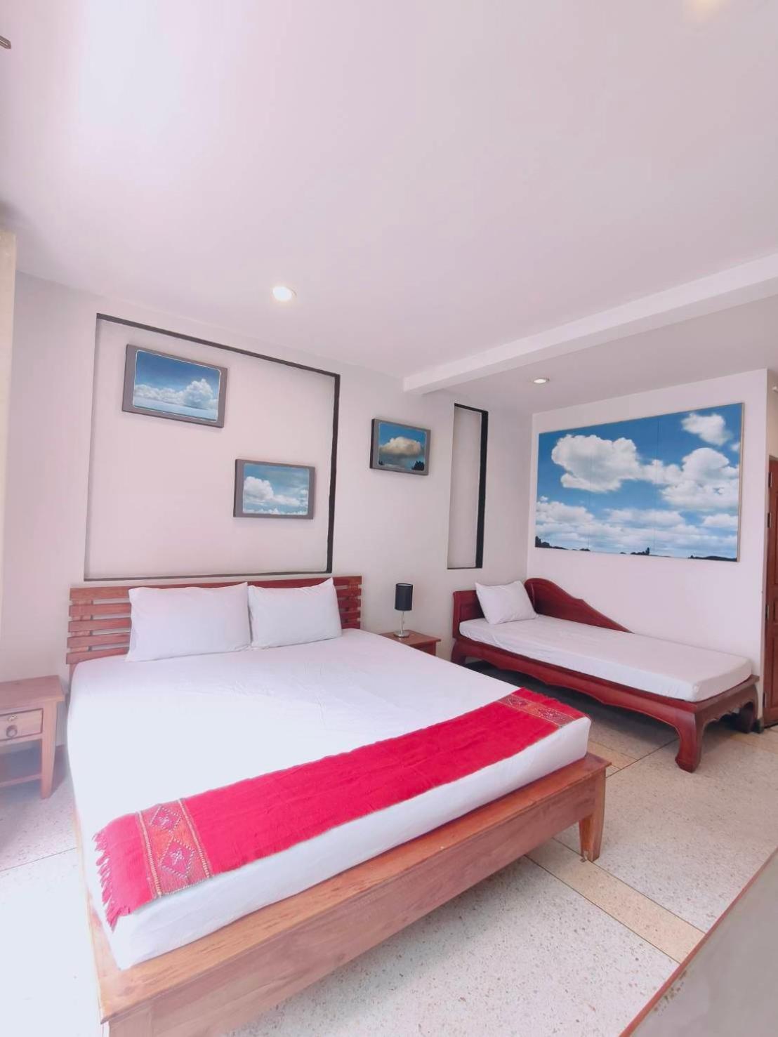 อพาร์ทเม้น Cloud No 4 Green N Quiet Heart Bkk With A Balcony